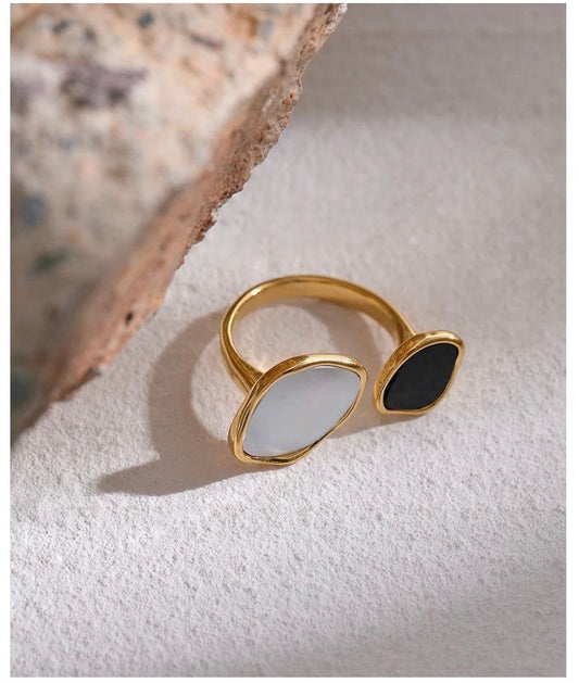 Onyx & Pearl Duo Adjustable Ring