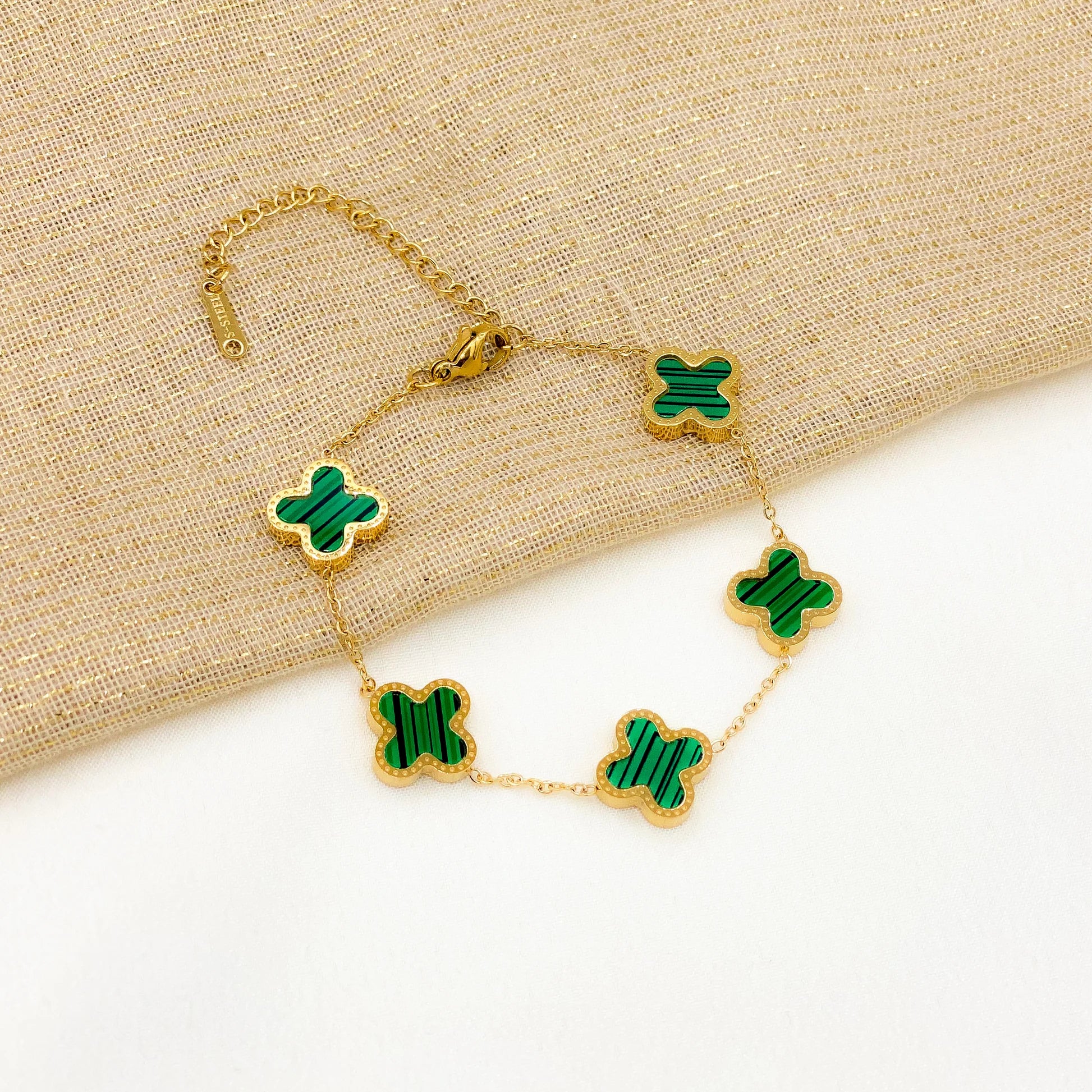 Emerald Clover Bracelet